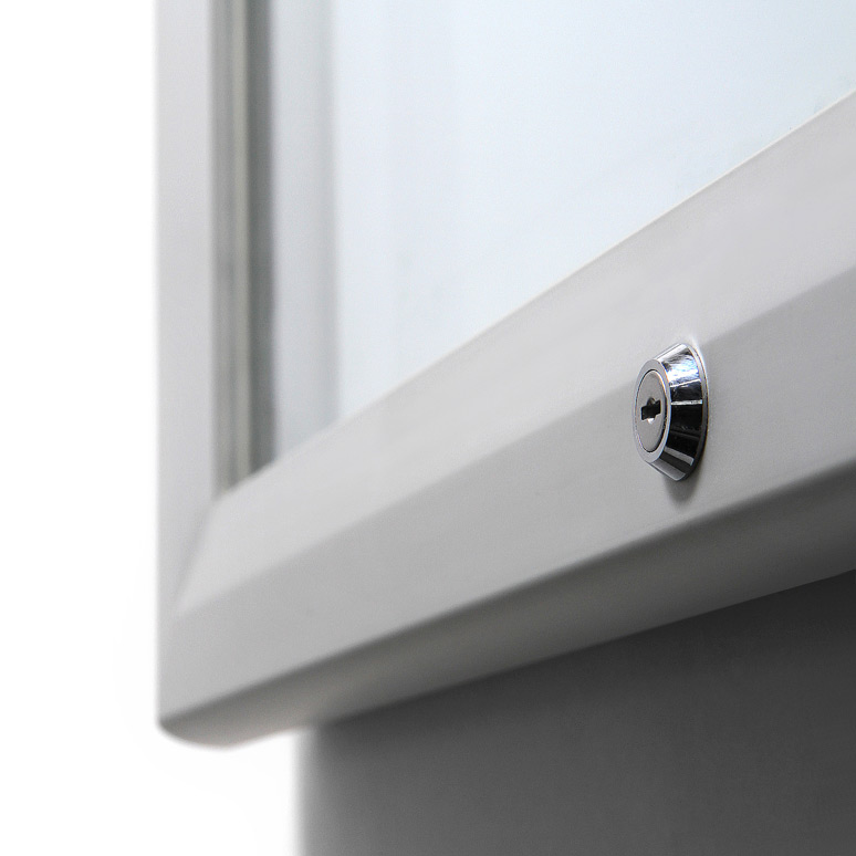 Venkovní uzamykatelná vitrína 9x A4