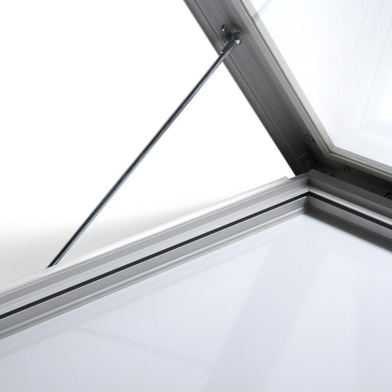 Venkovní uzamykatelná vitrína 9x A4